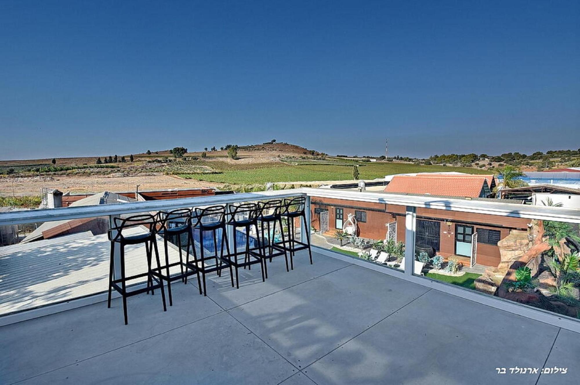 אוטופיה בצפון - מתחם אירוח מפואר Hotel Dalton Luaran gambar