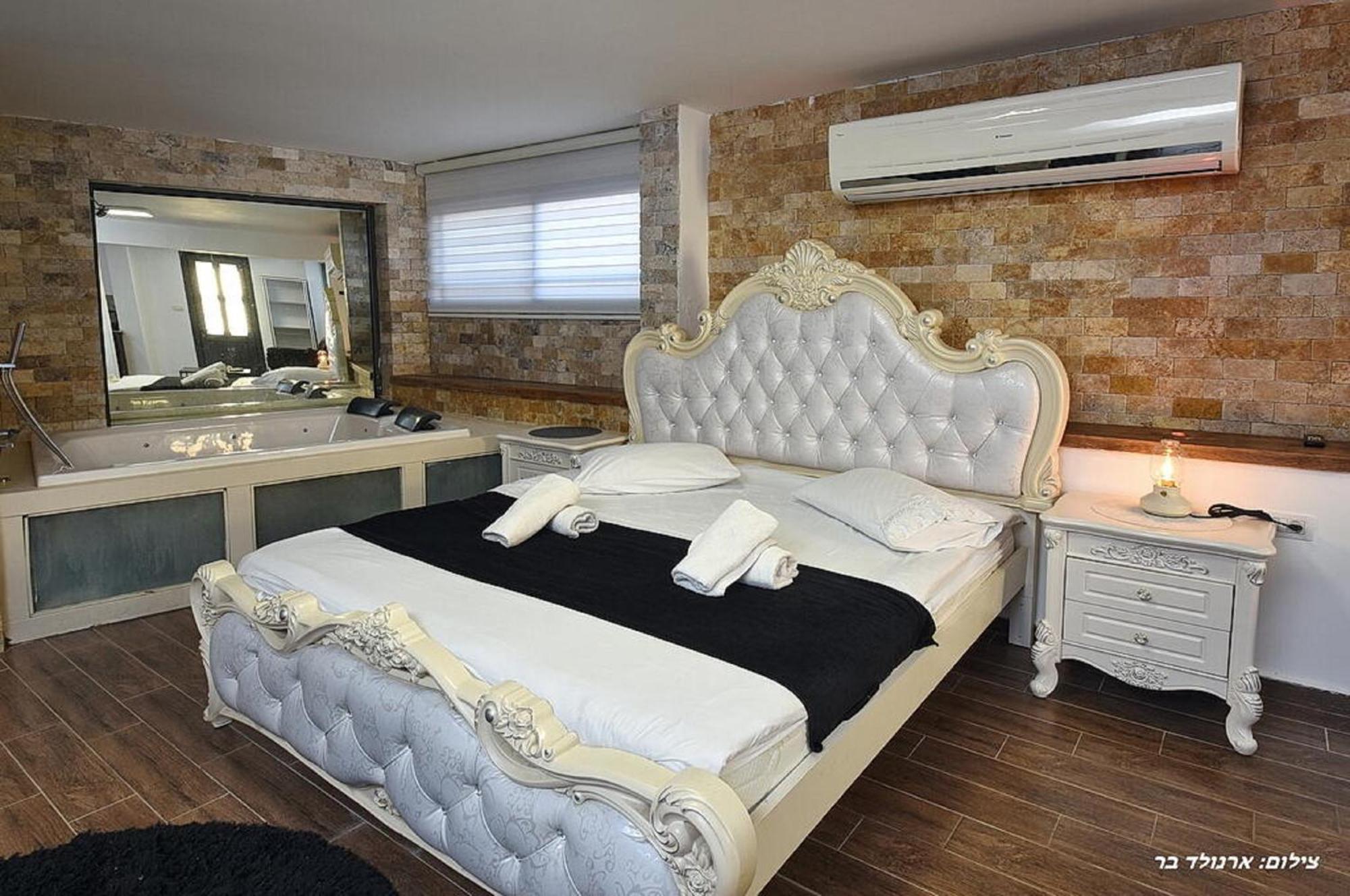 אוטופיה בצפון - מתחם אירוח מפואר Hotel Dalton Luaran gambar