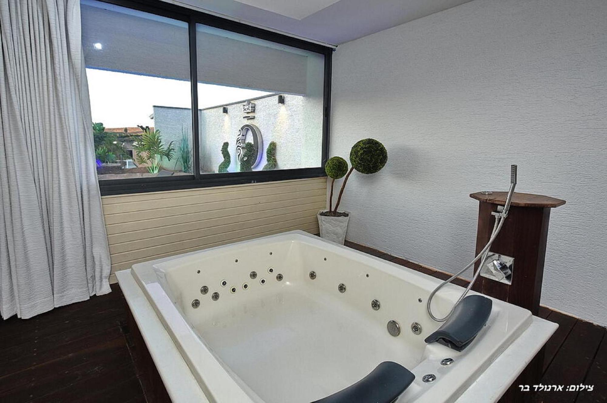 אוטופיה בצפון - מתחם אירוח מפואר Hotel Dalton Luaran gambar